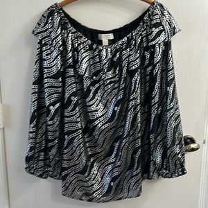 Micheal Kors XL Black with silver chain print